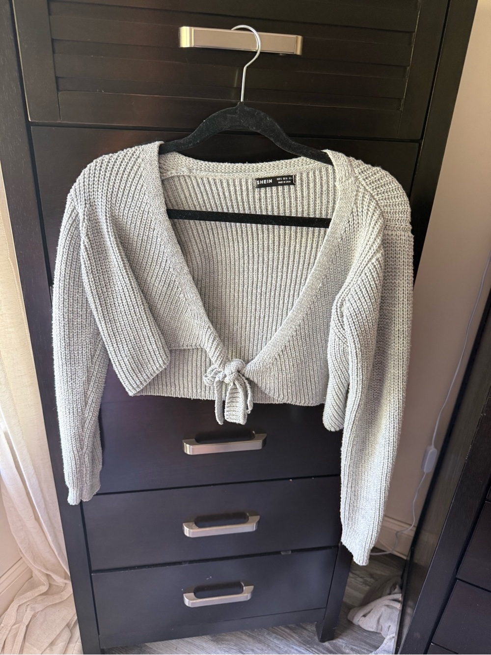 SHEIN Light Gray V-Neck Tie-Front Cropped Sweater
